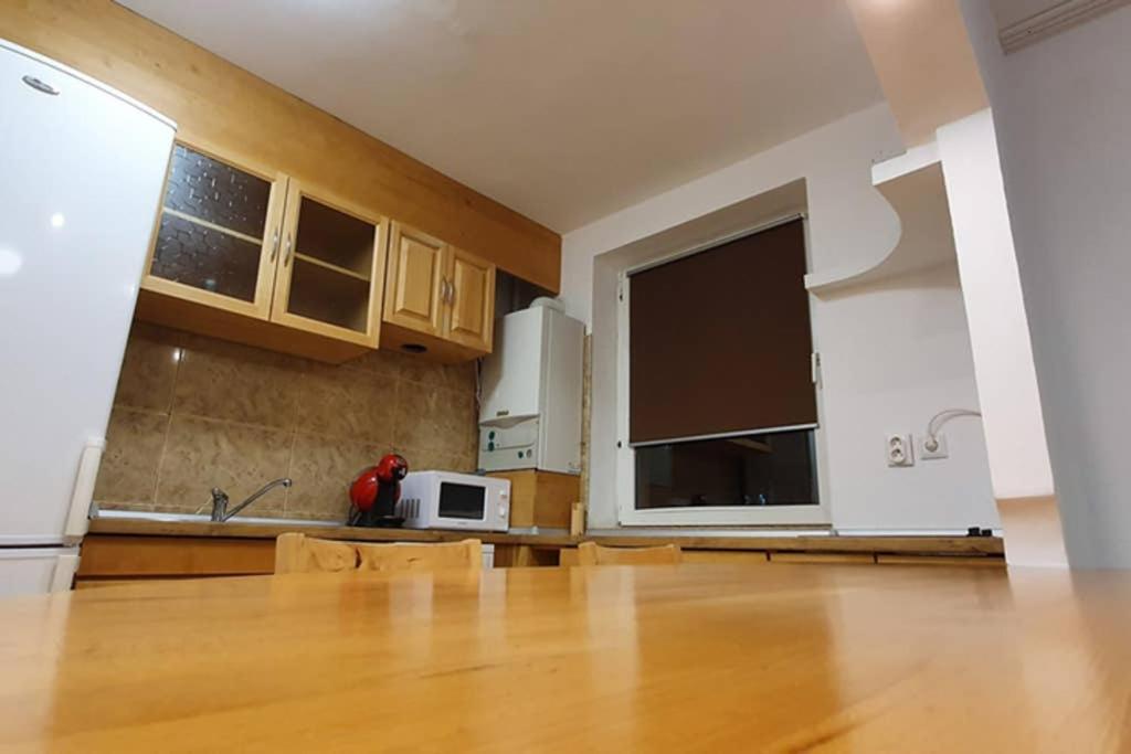 Titian'S Cozy Apartment Сибиу Экстерьер фото