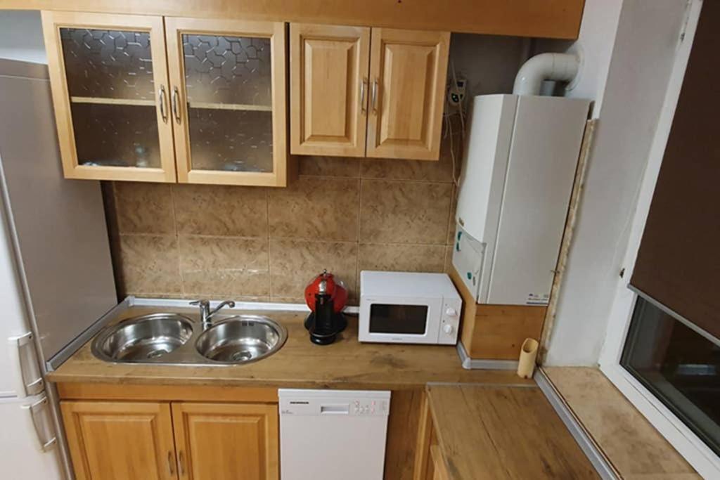 Titian'S Cozy Apartment Сибиу Экстерьер фото