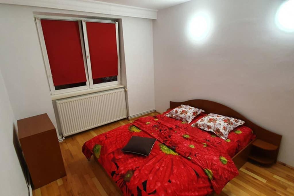 Titian'S Cozy Apartment Сибиу Экстерьер фото