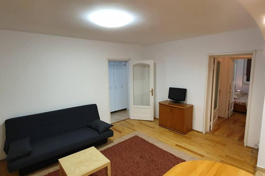 Titian'S Cozy Apartment Сибиу Экстерьер фото